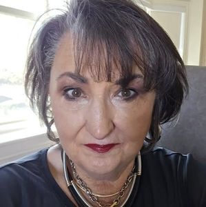 Meet your Posher, Teresa